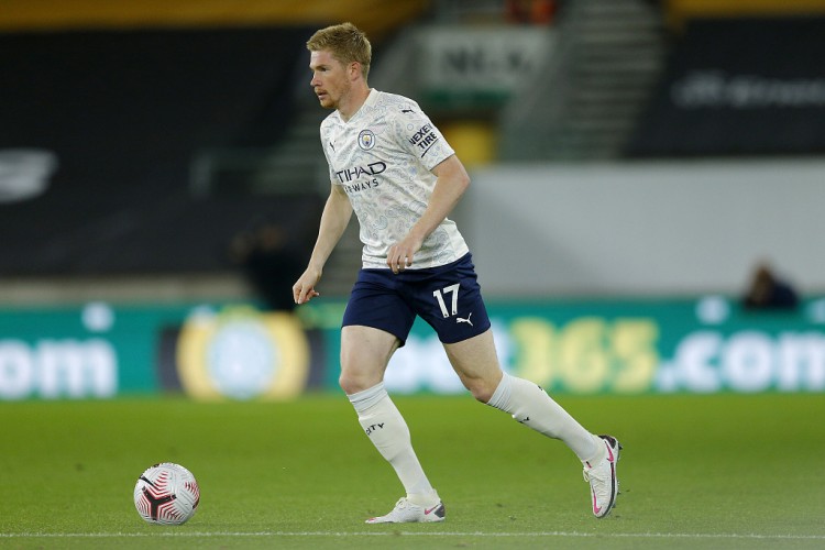 澎湃预测国足首发：后腰王上源、前腰韦世豪，塞尔吉尼奥替补