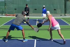 亨利：皇马半年就想换掉阿隆索太荒诞了，在那只会执教还不够